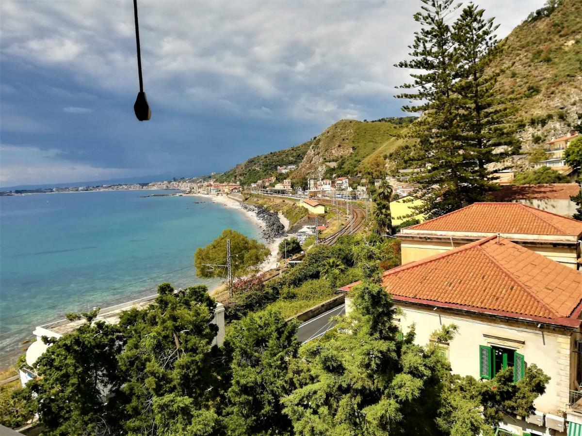 La Baia Dei Delfini Appartement Taormina Buitenkant foto